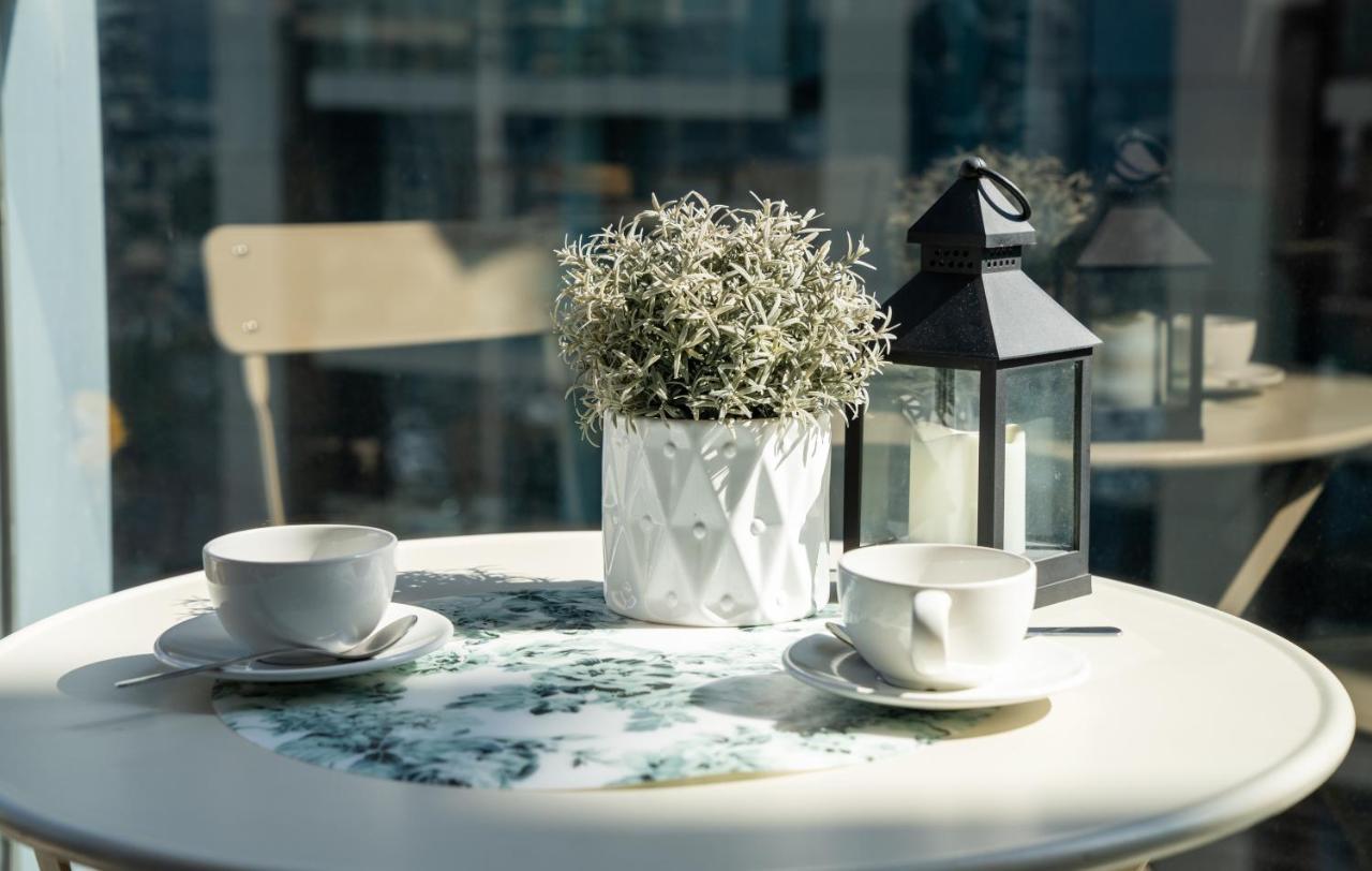 Apartment Higuests - Luxe With Incredible Marina Views *