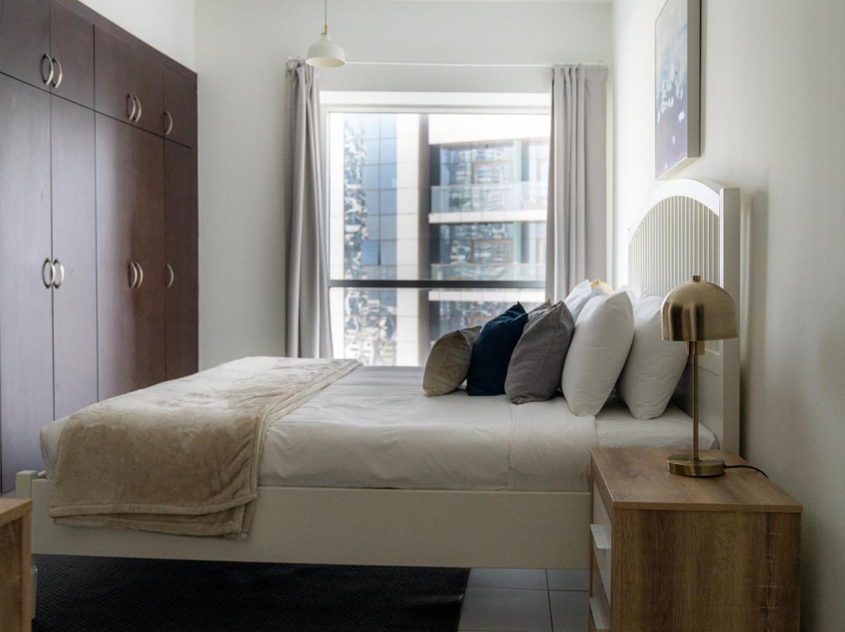 Apartment Higuests - Luxe With Incredible Marina Views